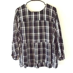 a.n.a long sleeve shirt size large